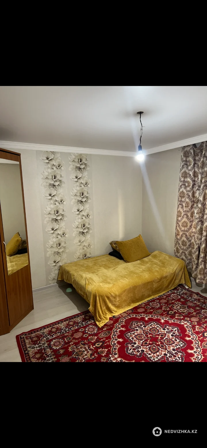 1-комнатная квартира, этаж 4 из 10, 40 м², фотография 2