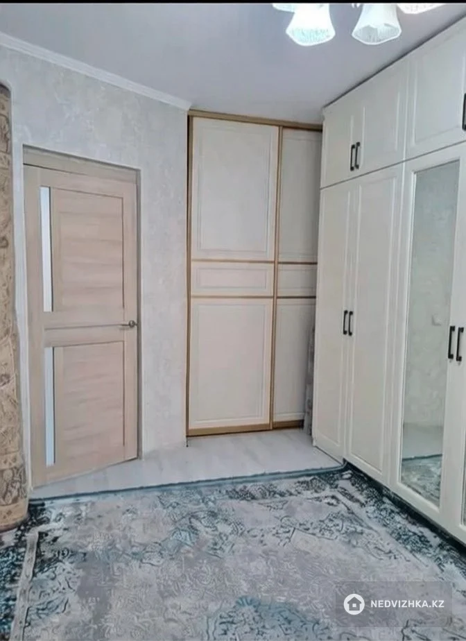 3-комнатная квартира, этаж 3 из 5, 85 м², На длительный срок