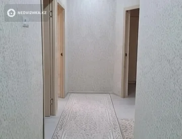 3-комнатная квартира, этаж 3 из 5, 85 м², На длительный срок, миниатюра 3