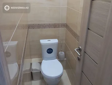 3-комнатная квартира, этаж 3 из 5, 85 м², На длительный срок, миниатюра 4