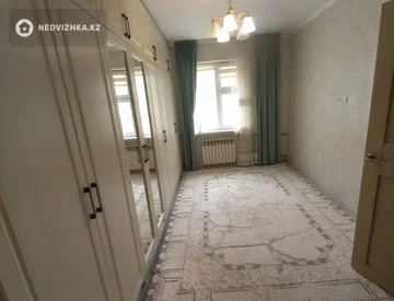 3-комнатная квартира, этаж 3 из 5, 85 м², На длительный срок, миниатюра 8