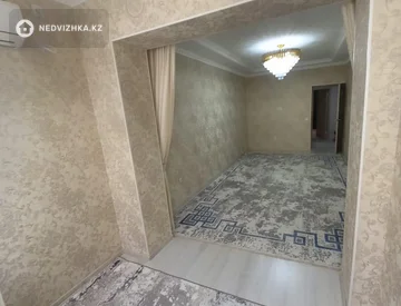 3-комнатная квартира, этаж 3 из 5, 85 м², На длительный срок, миниатюра 11