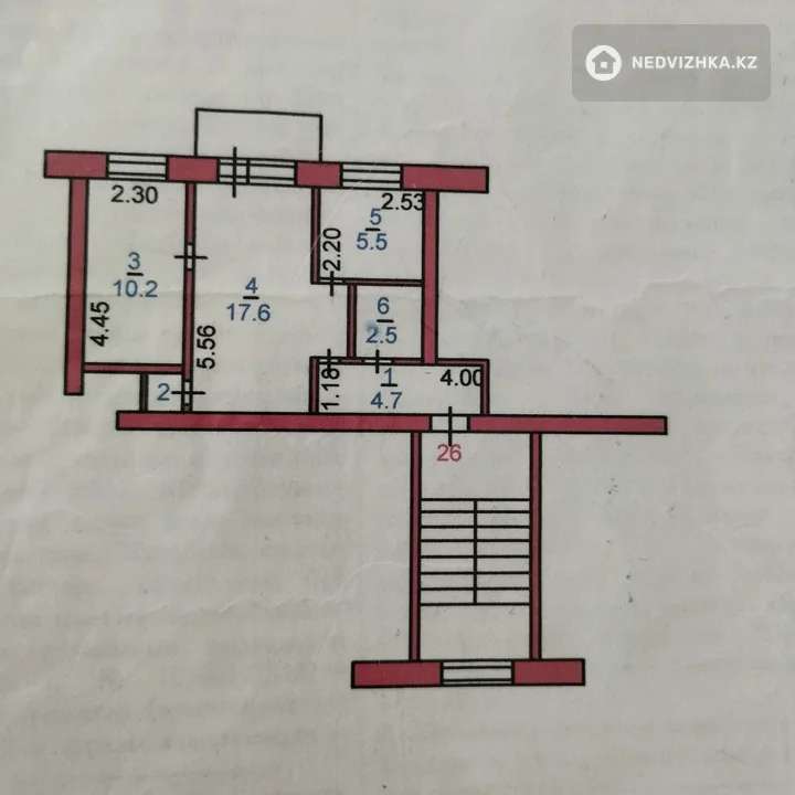 2-комнатная квартира, этаж 3 из 4, 41 м², фотография 3