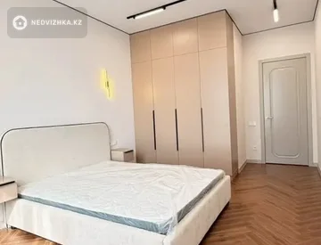 2-комнатная квартира, этаж 8 из 12, 70 м², На длительный срок, миниатюра 4