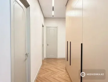 2-комнатная квартира, этаж 8 из 12, 70 м², На длительный срок, миниатюра 8