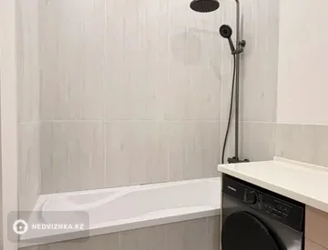 2-комнатная квартира, этаж 8 из 12, 70 м², На длительный срок, миниатюра 11