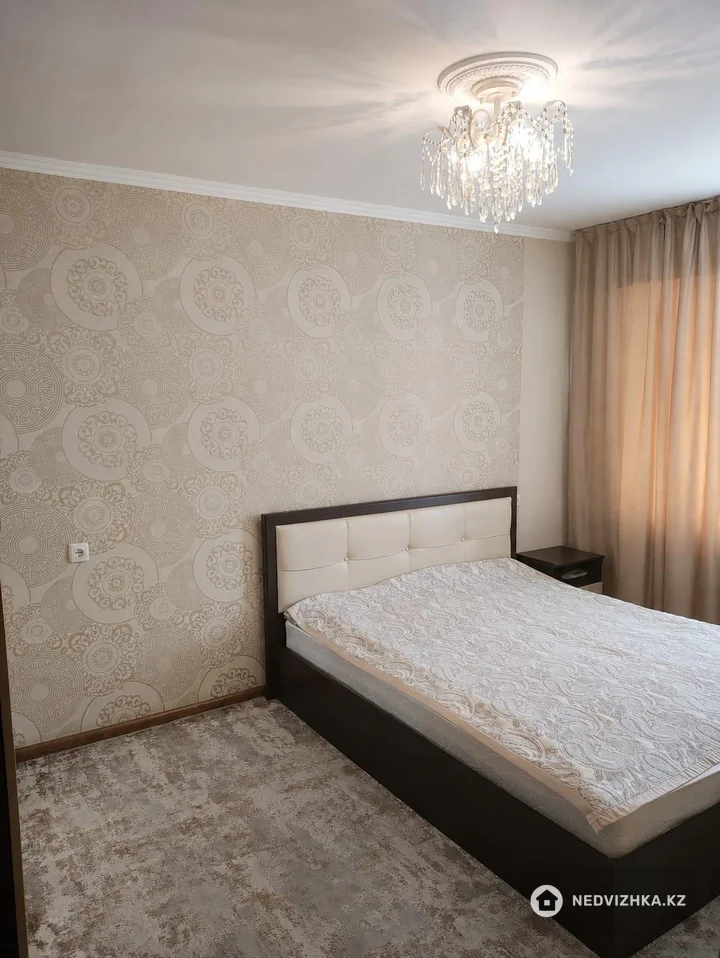 3-комнатная квартира, этаж 4 из 5, 75 м², фотография 3