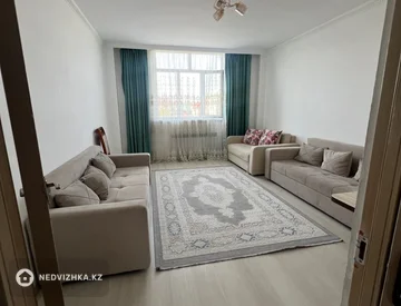 3-комнатная квартира, этаж 3 из 3, 82 м², миниатюра 3