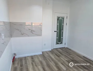 1-комнатная квартира, этаж 4 из 6, 34 м², миниатюра 7