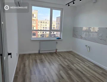 1-комнатная квартира, этаж 4 из 6, 34 м², миниатюра 11