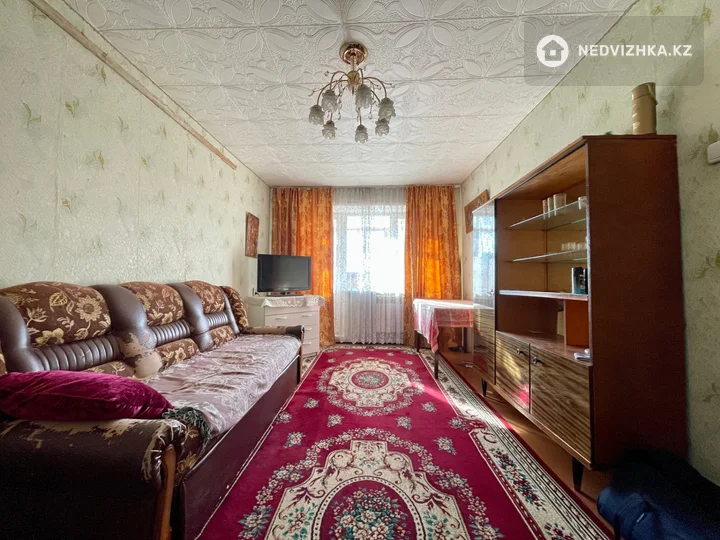 2-комнатная квартира, этаж 3 из 5, 44 м², фотография 4