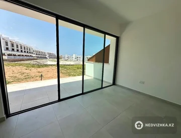 1-комнатная квартира, этаж 2 из 4, 60 м², миниатюра 3