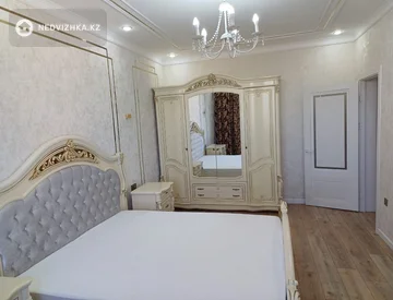 3-комнатная квартира, этаж 7 из 9, 114 м², На длительный срок, миниатюра 8