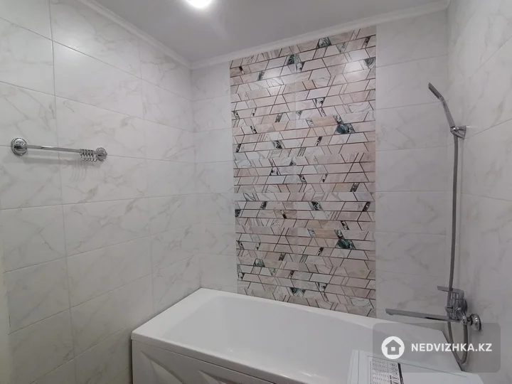 2-комнатная квартира, этаж 2 из 9, 54 м²