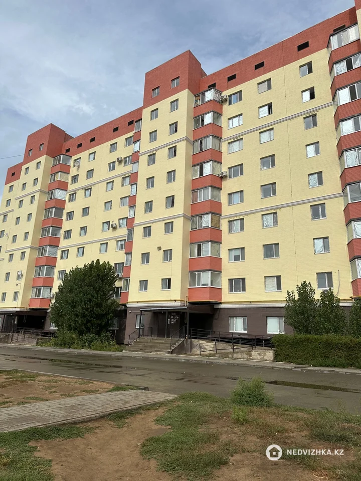 2-комнатная квартира, этаж 2 из 9, 54 м², фотография 3