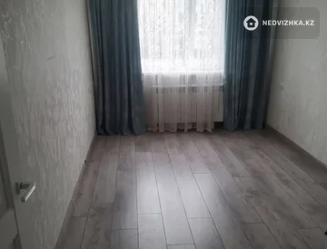 2-комнатная квартира, этаж 2 из 5, 100 м², На длительный срок, миниатюра 1