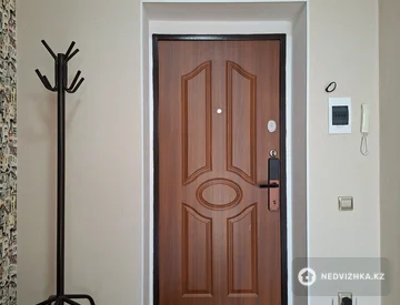 1-комнатная квартира, этаж 4 из 5, 46 м², миниатюра 4