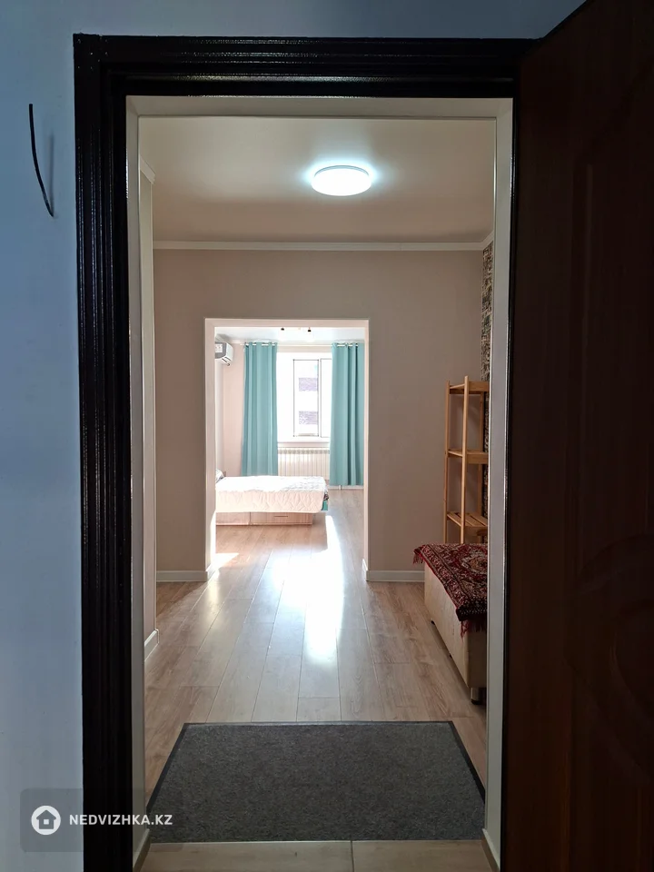 1-комнатная квартира, этаж 4 из 5, 46 м², На длительный срок, фотография 3