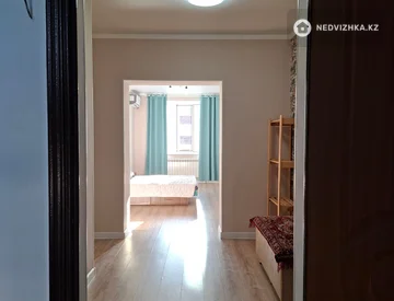 1-комнатная квартира, этаж 4 из 5, 46 м², миниатюра 3