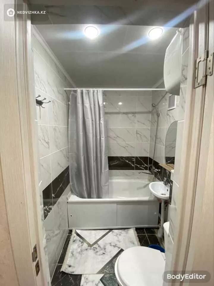 1-комнатная квартира, этаж 3 из 5, 32 м², Посуточно, фотография 5