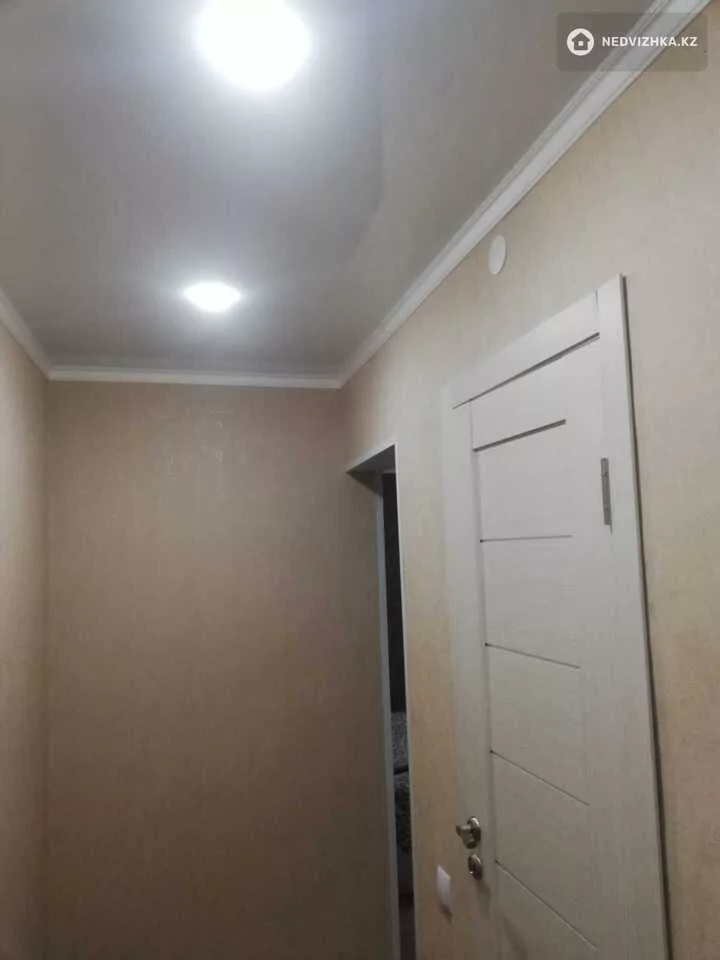 1-комнатная квартира, этаж 2 из 5, 32 м², Посуточно, фотография 5